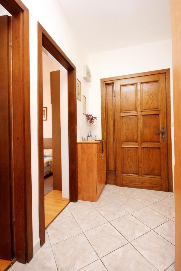 Apartments By The Sea Sevid, Trogir - 9468 Zewnętrze zdjęcie